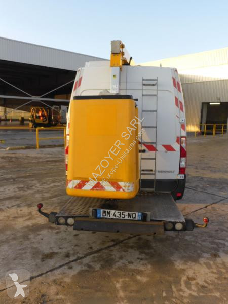 Véhicule utilitaire Renault MASTER 125