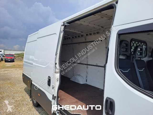 Veicolo commerciale Iveco Daily 35S16S V - 35S16V