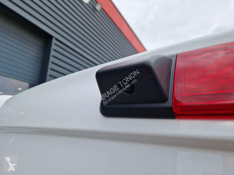 Užitkové vozidlo Renault L2H1 RED 150 CV