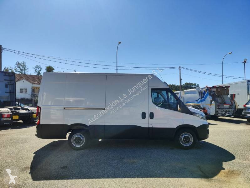 Furgoneta Iveco