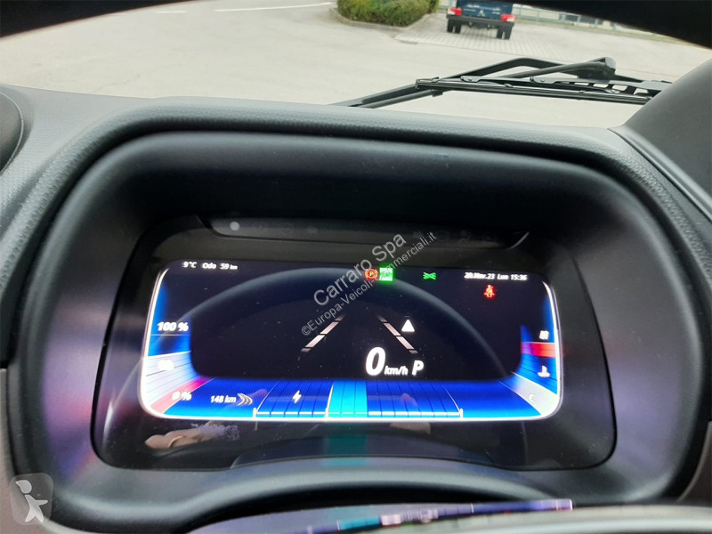 Véhicule utilitaire Mercedes E-Canter > 35 Q.li