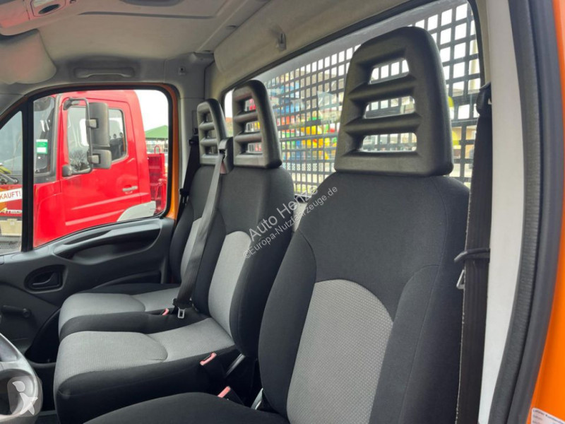 Véhicule utilitaire Iveco Daily 29L13 Pritsche