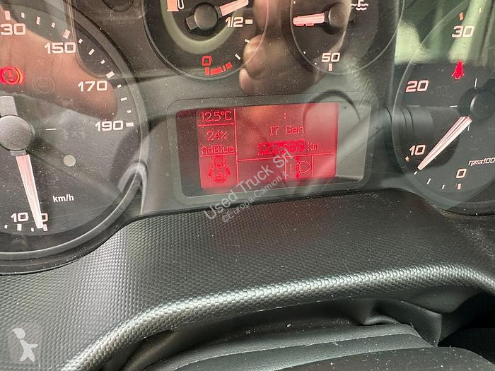 Veicolo commerciale Iveco  35C14