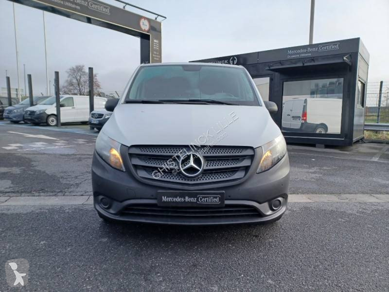 Furgoneta Mercedes