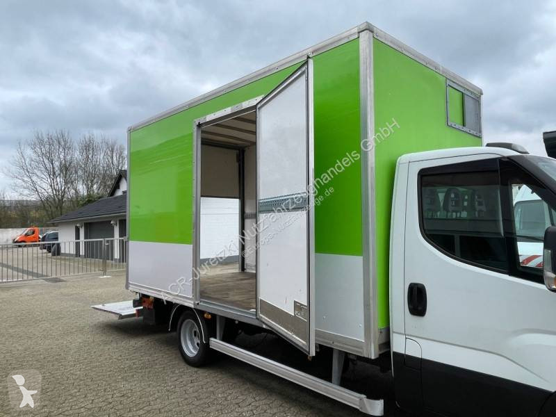 Autoutilitară Iveco