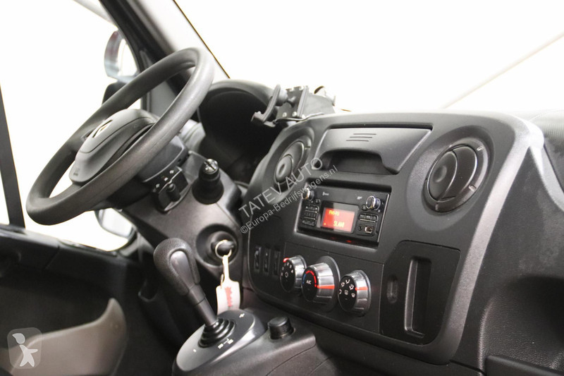 Veicolo commerciale Renault 2.3 dCi 170PK...