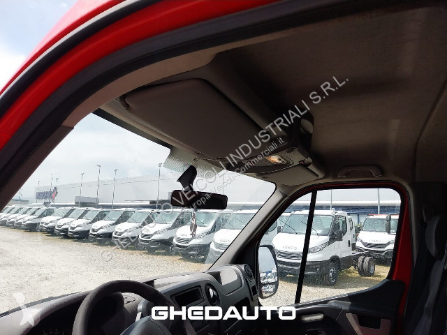 Veículo utilitário Renault Master III 35 RWD E5...