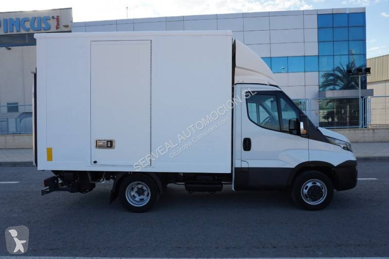Furgoneta Iveco