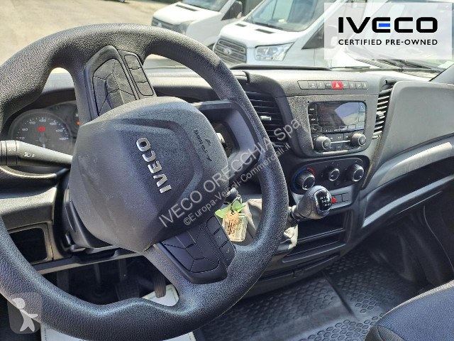 Veicolo commerciale Iveco DAILY 35C14 cc 2.3