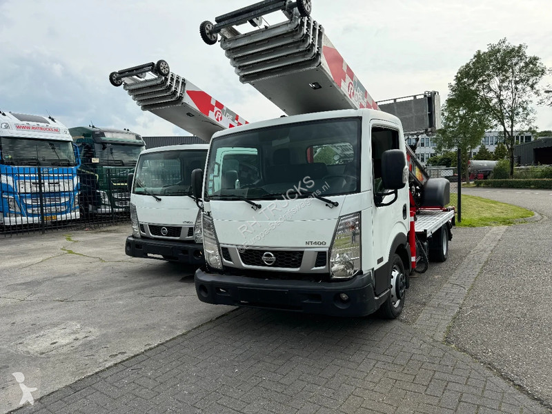 Véhicule utilitaire Nissan UNIT CABSTAR 35.13...