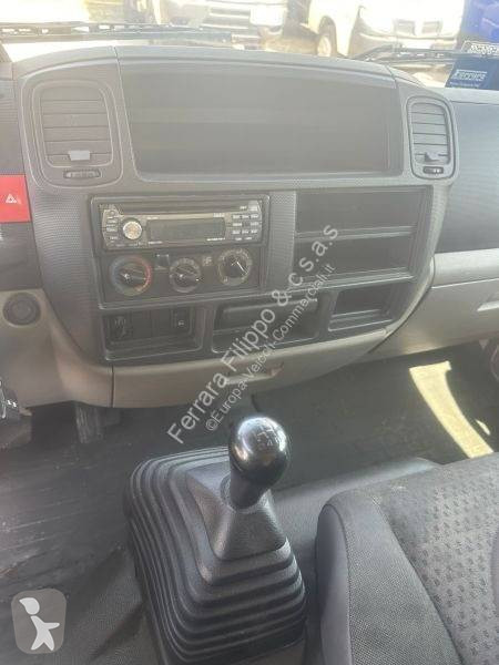 Autoutilitară Nissan