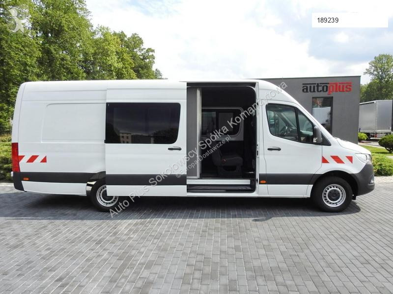 Véhicule utilitaire Mercedes SPRINTER FURGON...