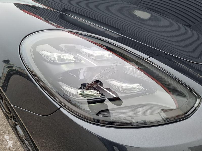 Véhicule utilitaire Porsche
