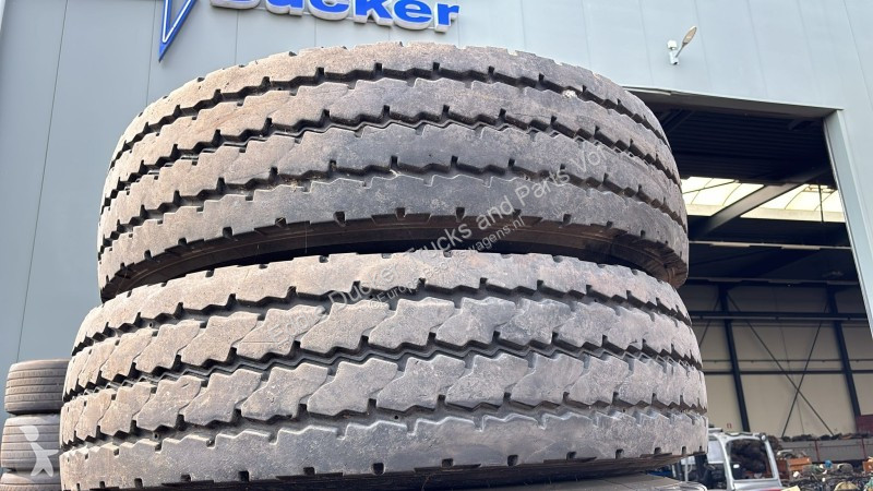 Furgoneta Michelin XZY-2 13R22.5