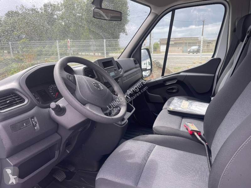 Furgoneta Nissan