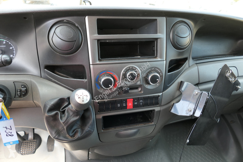 Furgoneta Iveco Daily 35 S11 C30C AUTOMATIK...