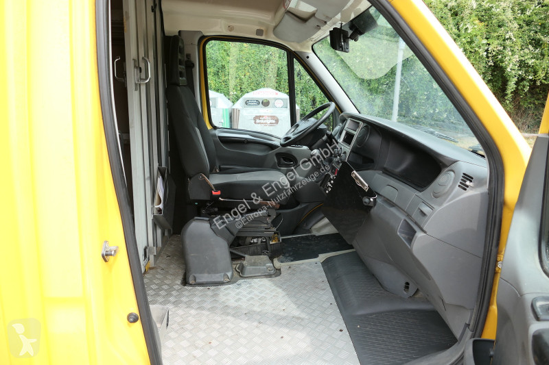 Veicolo commerciale Iveco Daily 35 S11 C30C...