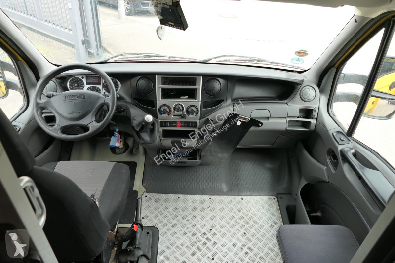 Nyttofordon Iveco Daily 35 S11 C30C AUTOMATIK...