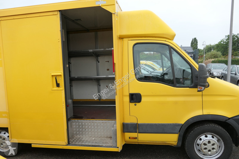 Veículo utilitário Iveco Daily 35 S11 C30C...