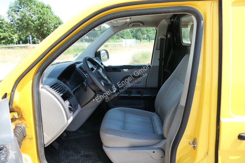 Veicolo commerciale Volkswagen T5 Transporter...