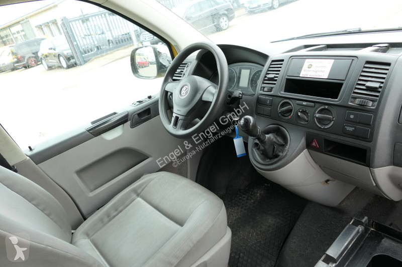 Veicolo commerciale Volkswagen T5 Transporter...