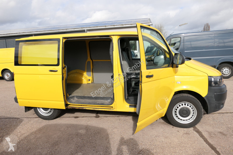 Autoutilitară Volkswagen T5 Transporter 2.0 TDI...