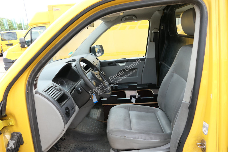 Autoutilitară Volkswagen T5 Transporter 2.0 TDI...
