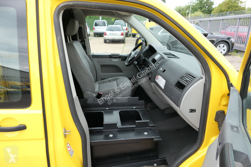 Véhicule utilitaire Volkswagen T5 Transporter...