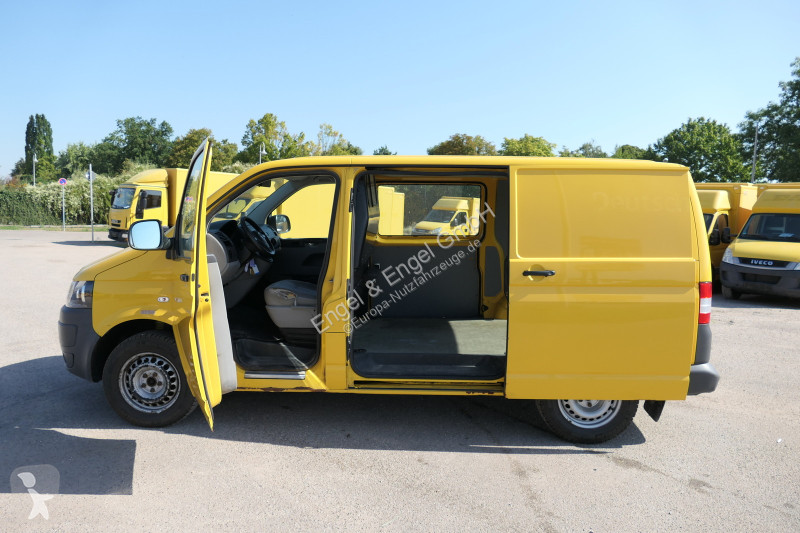 Véhicule utilitaire Volkswagen T5 Transporter...