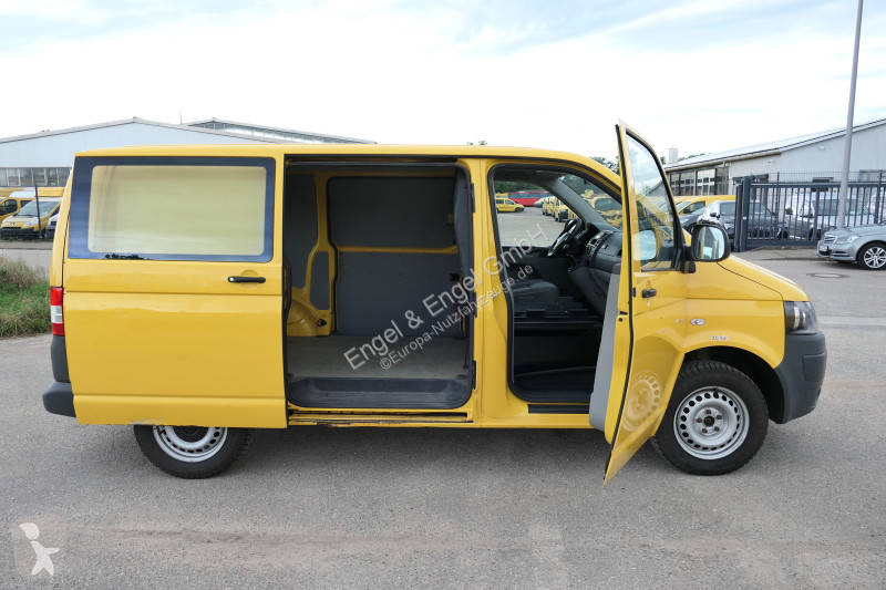Комерційні автомобілі Volkswagen T5 Transporter...