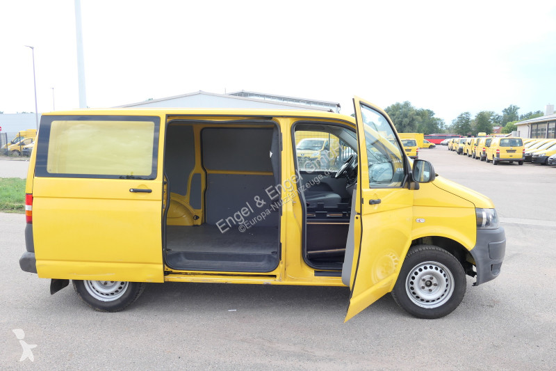Autoutilitară Volkswagen T5 Transporter 2.0 TDI...