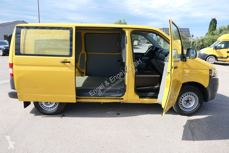 Autoutilitară Volkswagen T5 Transporter 2.0 TDI...