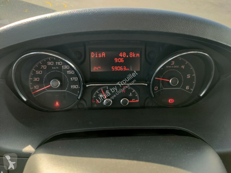 Véhicule utilitaire Fiat 12M3 130 CV FRIGO MONO...
