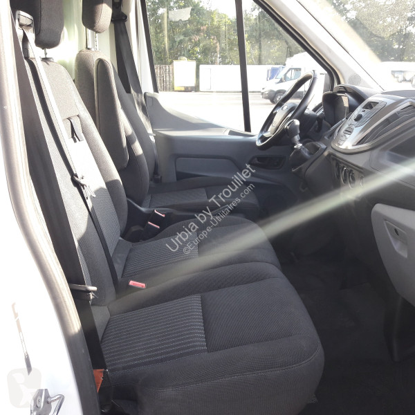 Véhicule utilitaire Ford 20M3 130 CV FOURGON RJ...