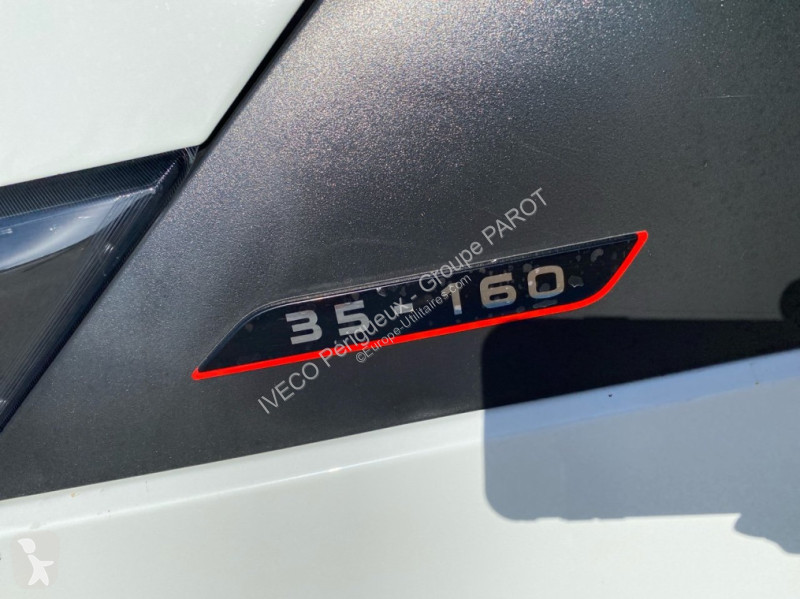 Veicolo commerciale Iveco 35C16 empattement 4100