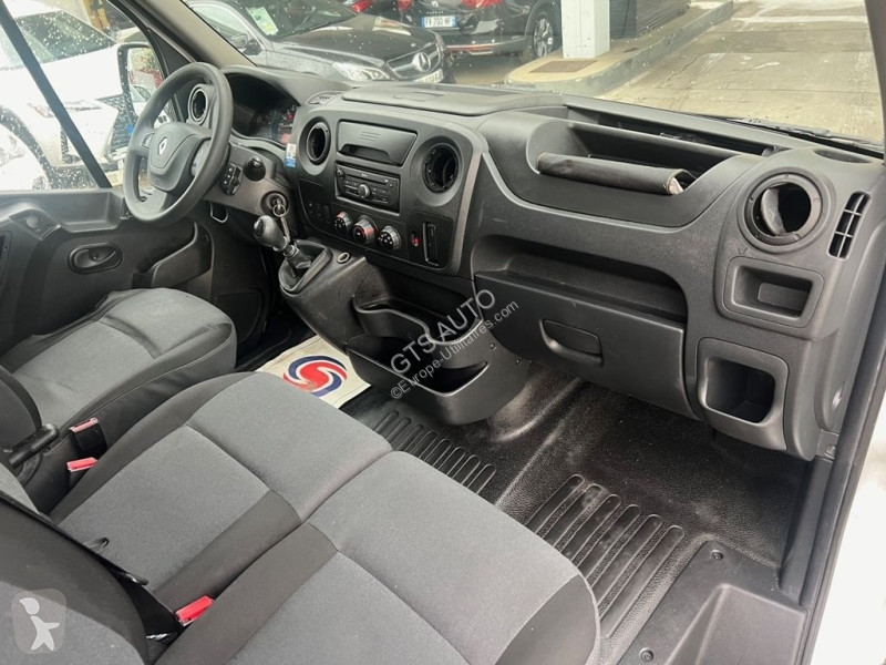 Autoutilitară Renault MASTER III FG F2800 L1H1...
