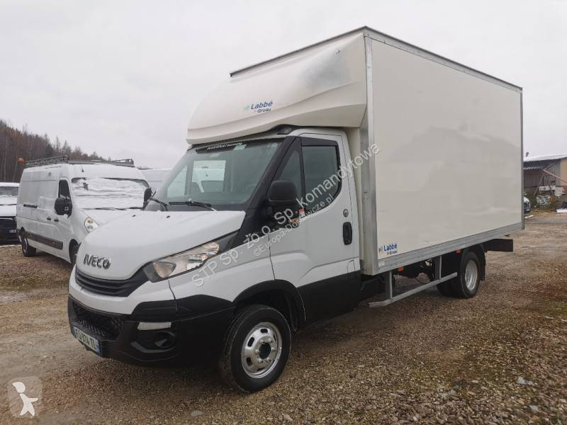 Autoutilitară Iveco