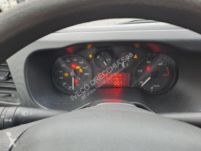 Furgoneta Iveco DAILY 35C12