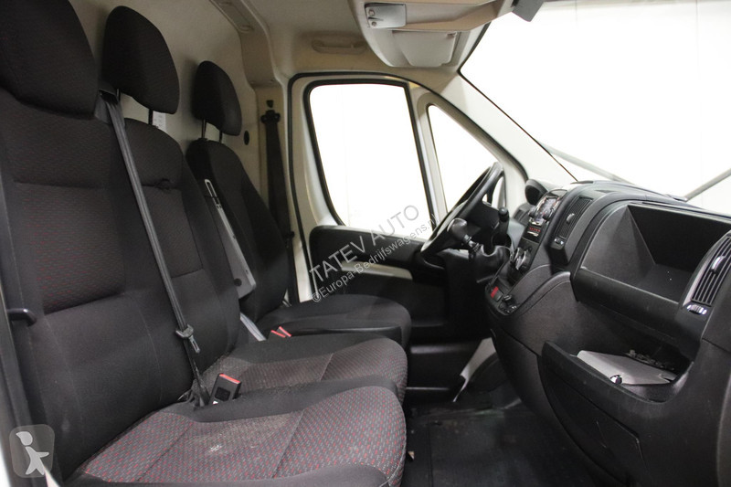 Veicolo commerciale Opel 2.2D 140 L2H2...