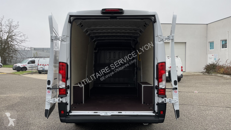 Autoutilitară Fiat TOLE MAXI 3.5 XL H2 S&S 180...