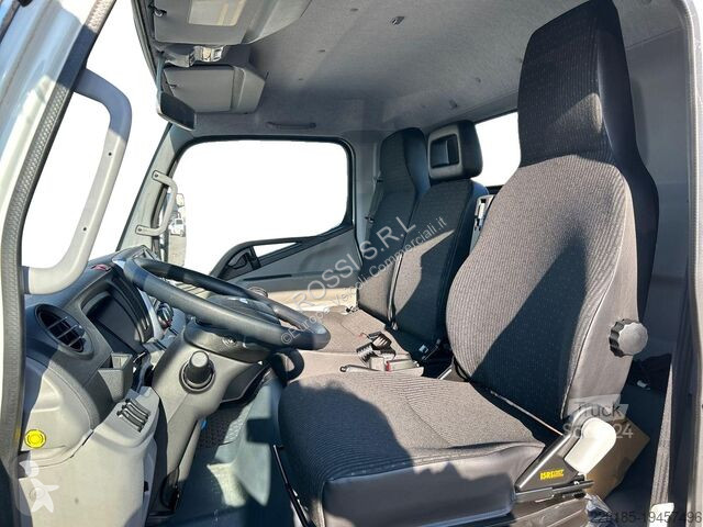 Véhicule utilitaire Mercedes 3C13/25 TF1 MY22...