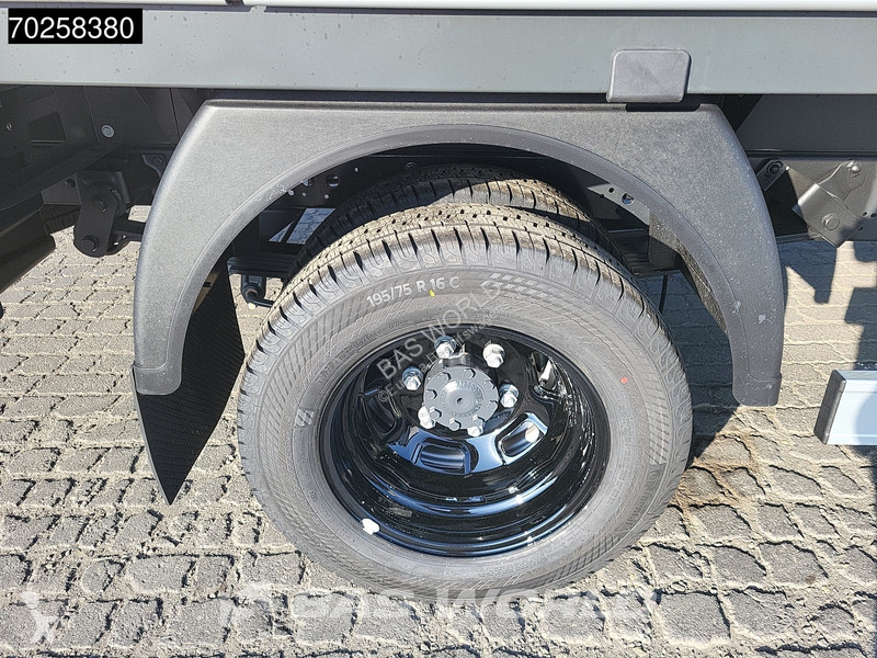 Furgoneta Iveco 35C21 3.0L Black Edition...