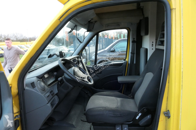 Veicolo commerciale Iveco Daily 35 S11 C30C...
