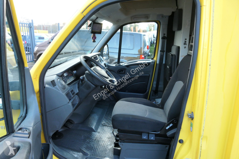 Autoutilitară Iveco Daily 35 S11 C30C AUTOMATIK...