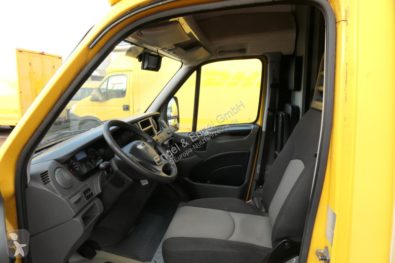 Veicolo commerciale Iveco Daily 35 S11 C30C...