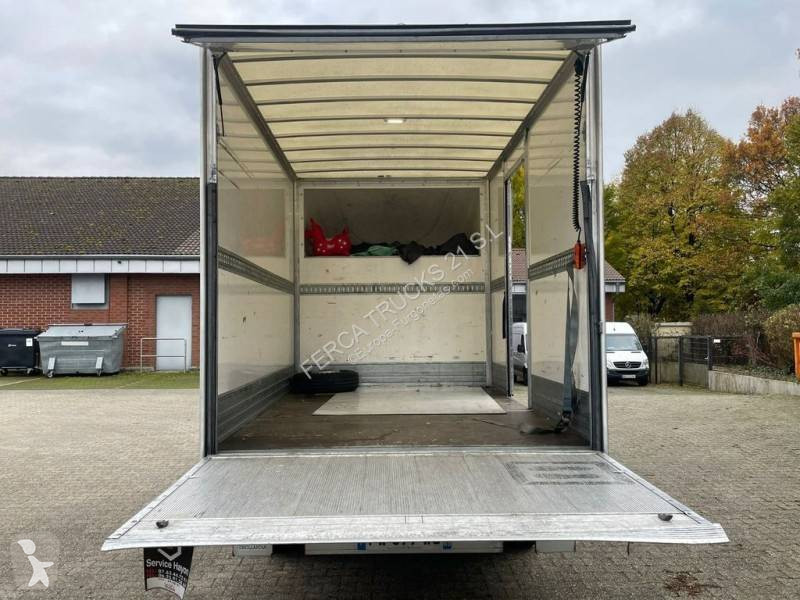 Véhicule utilitaire Mercedes