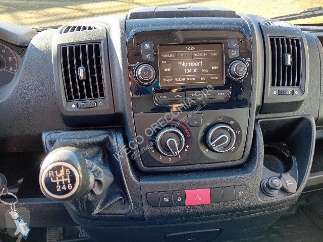 Autoutilitară Peugeot BOXER L3H2