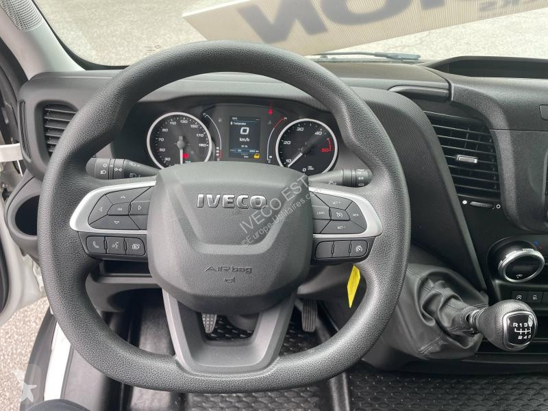 Furgoneta Iveco 35S Fg 35S14 V12 - FOURGON 12...