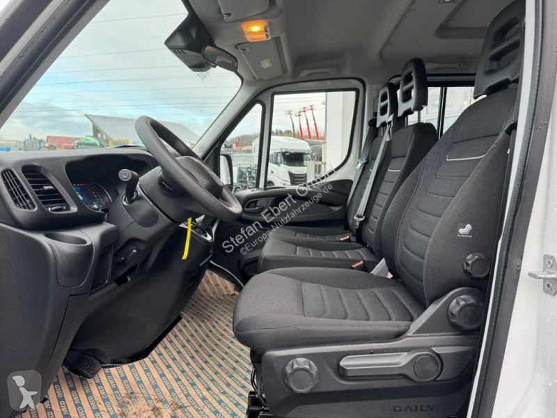 Véhicule utilitaire Iveco 35S16 A8 Pritsche...