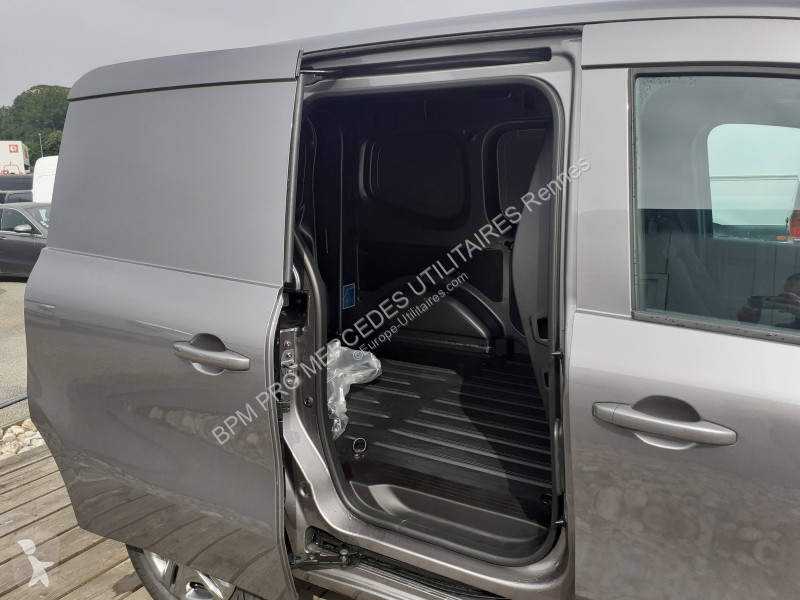 Véhicule utilitaire Mercedes 112 CDI Long Select